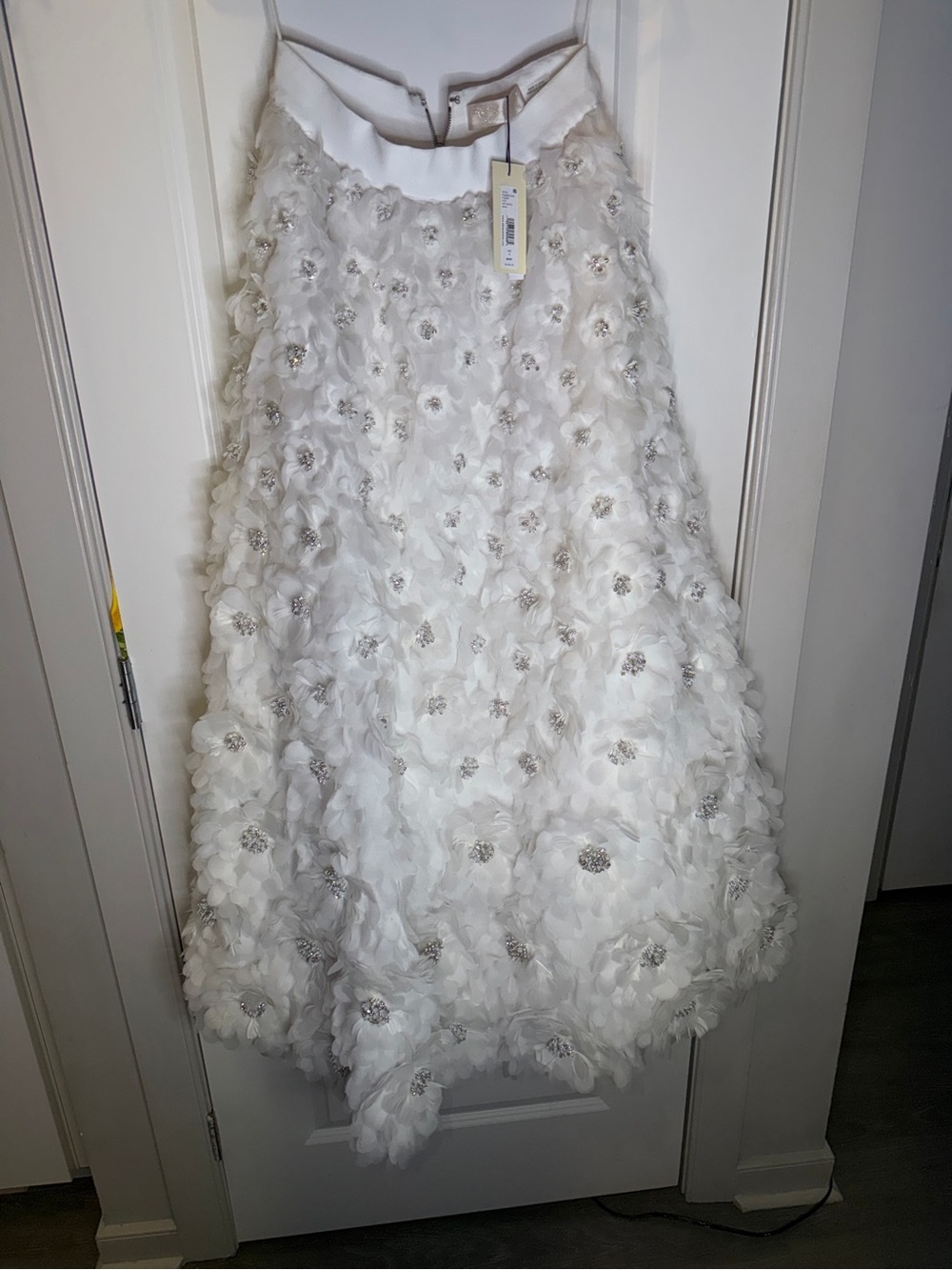 Alice + Olivia Earla High Waisted Floral Embellished Skirt White/Silver Crystal - Picture 5 of 12